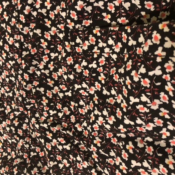 Floral overall mini dress - Picture 2 of 4